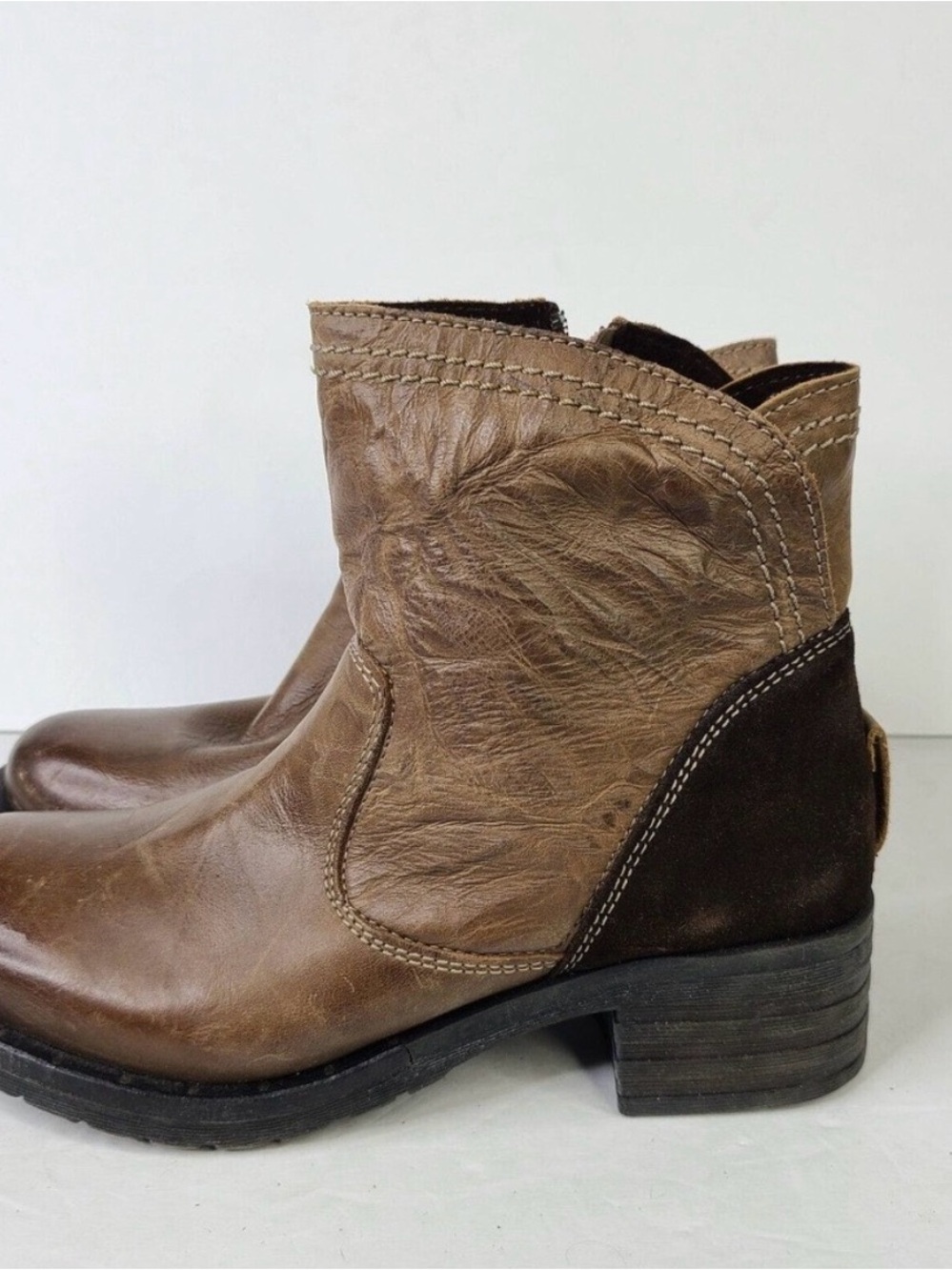 Dromedaris Brown Leather Ankle Booties - Women's Casual Western Style